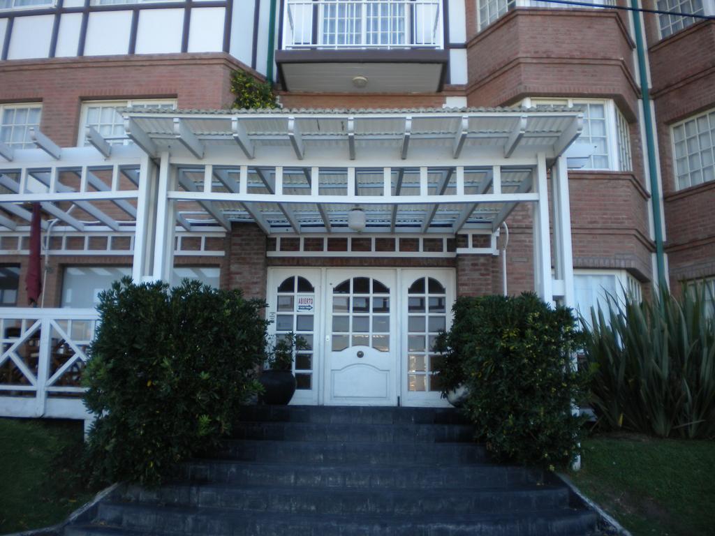 Gemelos Apart Villa Gesell Esterno foto